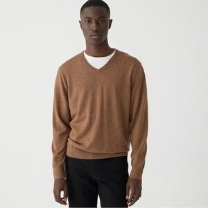 J. Crew Men's brown V-Neck Merino Wool Sweater size Large